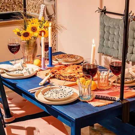 Play Cloud With Cinema & Foosball Old Town Heart شقة بلغراد