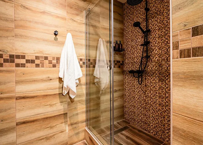 Play Cloud With Cinema & Foosball Old Town Heart *