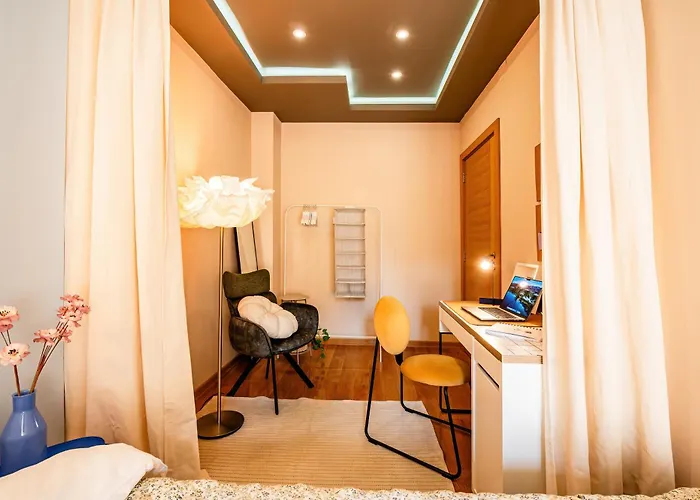 Play Cloud With Cinema & Foosball Old Town Heart شقة