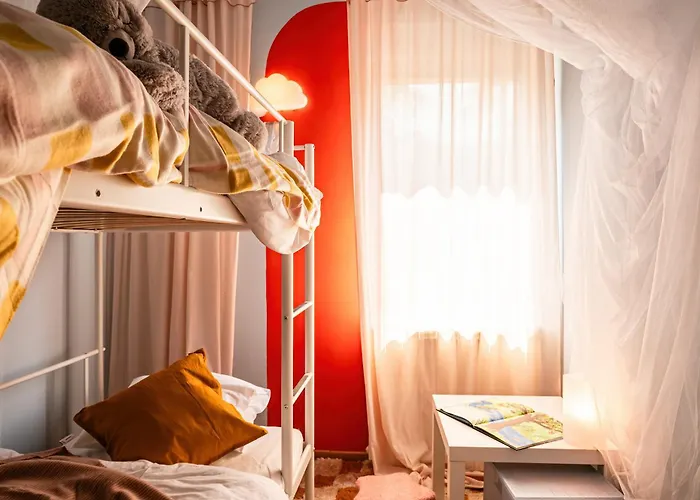 Play Cloud With Cinema & Foosball Old Town Heart * بلغراد