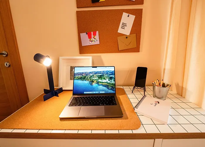 شقة Play Cloud With Cinema & Foosball Old Town Heart